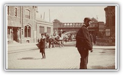 (1905) Queen Street (opposite Railway Bridges and Taff Vale Station)