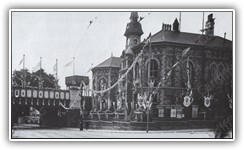 (1912) Queen Street Station (original Taff Vale Railway building) on the junction of Newport Rd